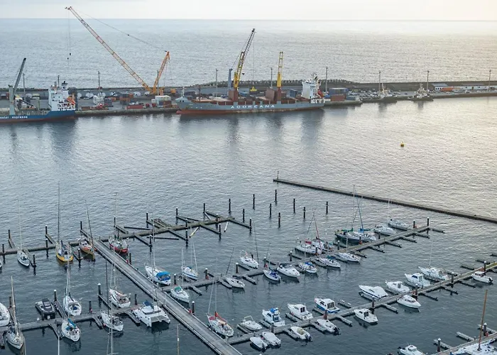 Highest Vacation In Azores * Πόντα Ντελγκάντα